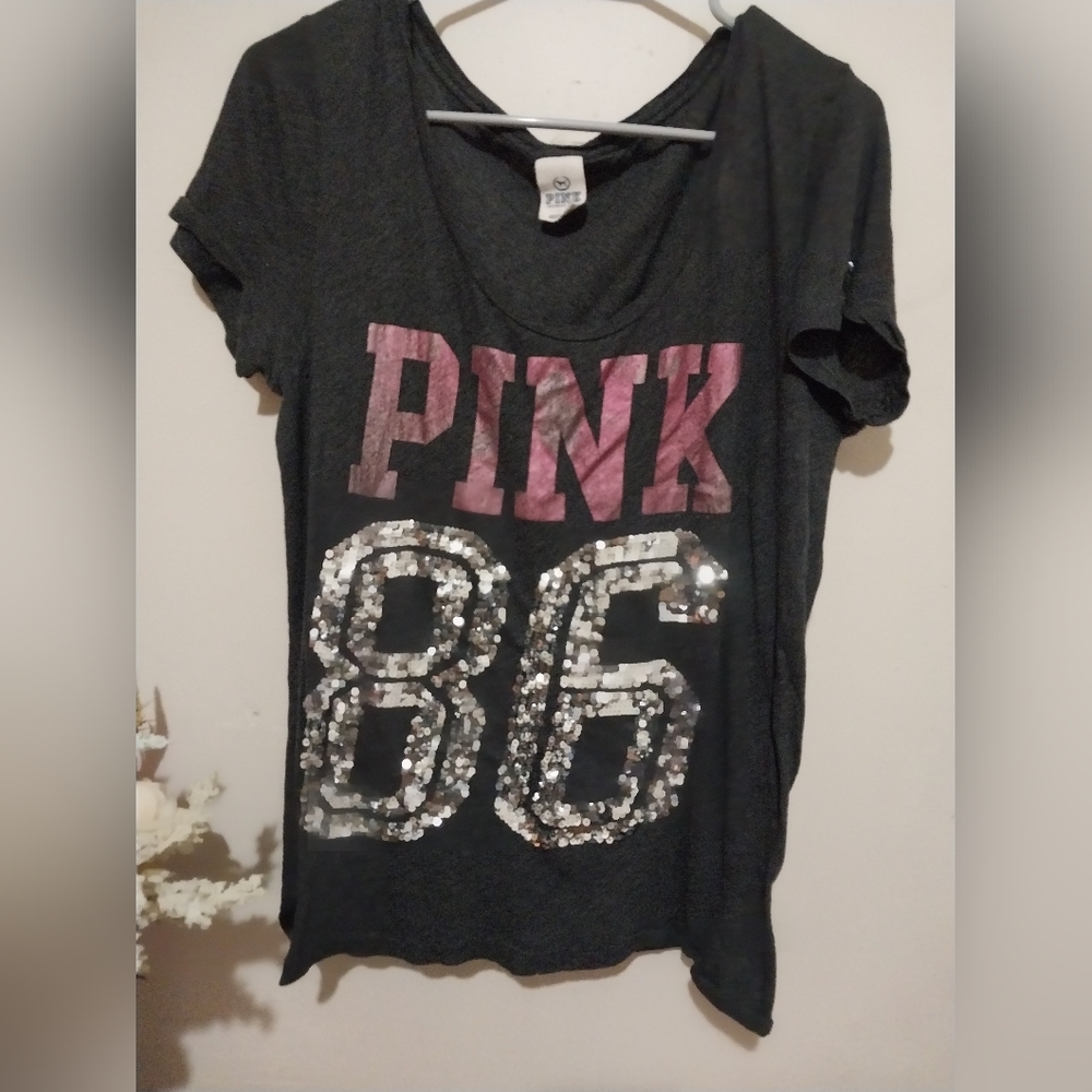 Pink tee